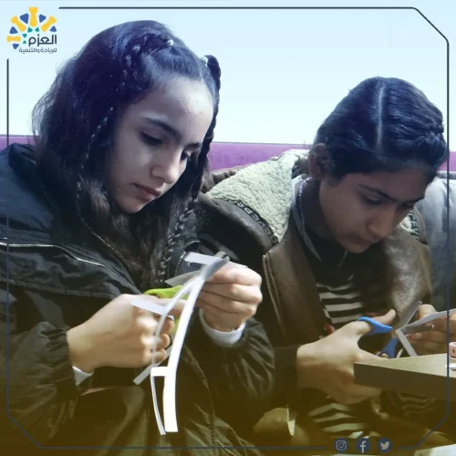 مبادرة أنامل دافئة - نادي العزم لليافعين