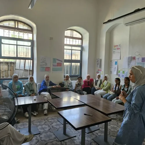 جلسات نادي العزم لليافعين